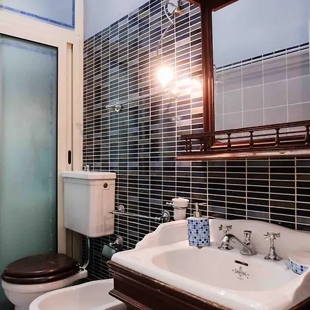 Di Pregio Al Centro Apartmán *