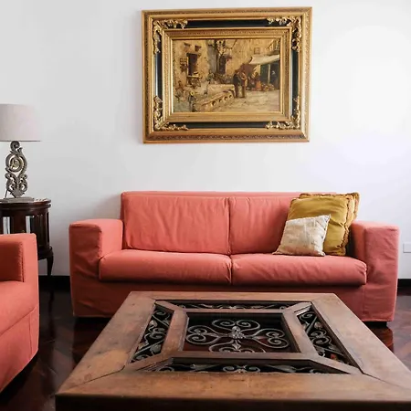 Di Pregio Al Centro Apartmán *